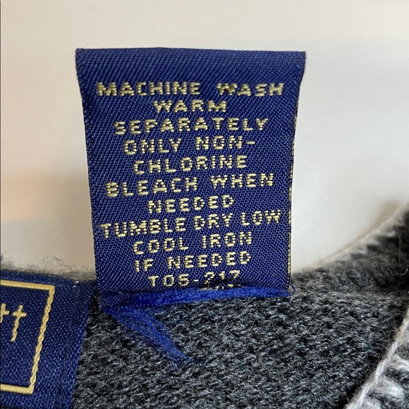 Vintage 90s Laura Scott Cottagecore Winter Grey Floral Embroidered Knit Cardigan - Picture 4 of 6